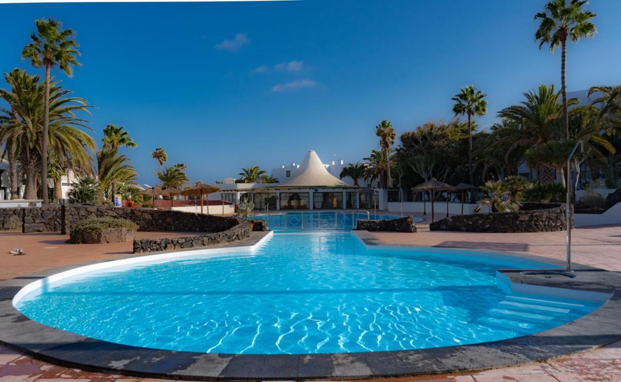 קוסטה טגוויסה Luxury Estudio En Playa Roca A Primera Linea Del Mar מראה חיצוני תמונה