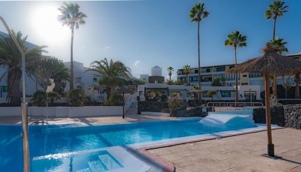 קוסטה טגוויסה Luxury Estudio En Playa Roca A Primera Linea Del Mar מראה חיצוני תמונה