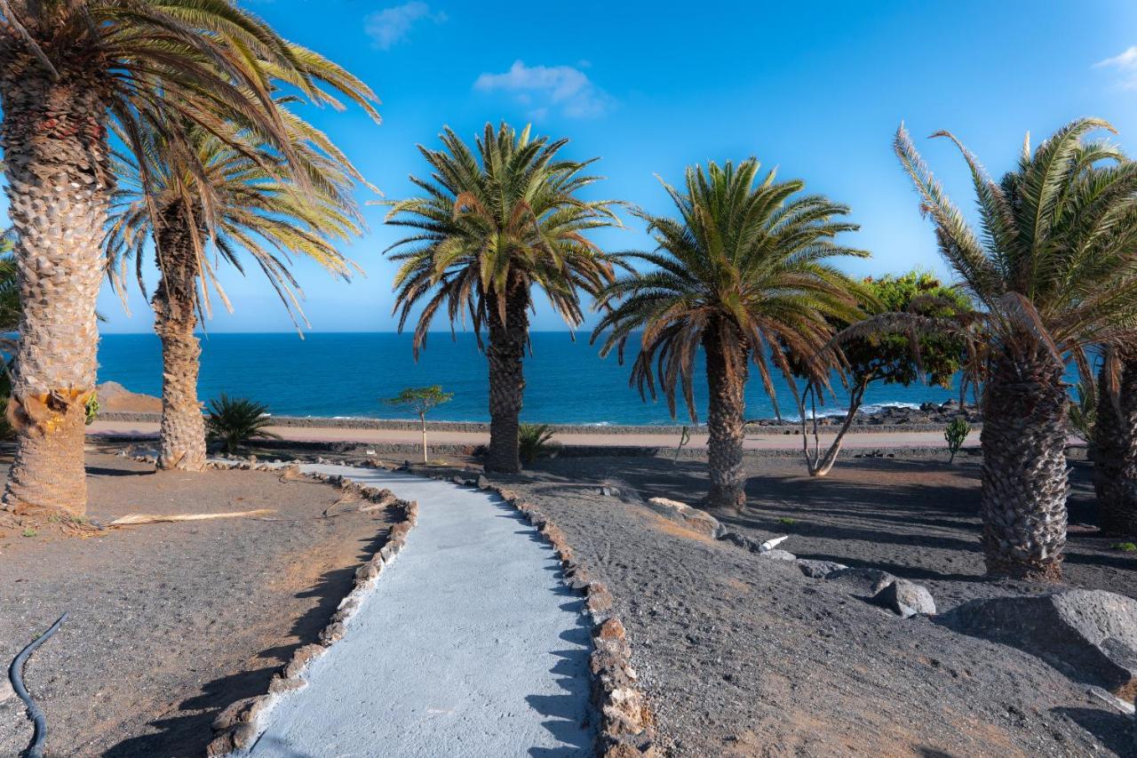 קוסטה טגוויסה Luxury Estudio En Playa Roca A Primera Linea Del Mar מראה חיצוני תמונה