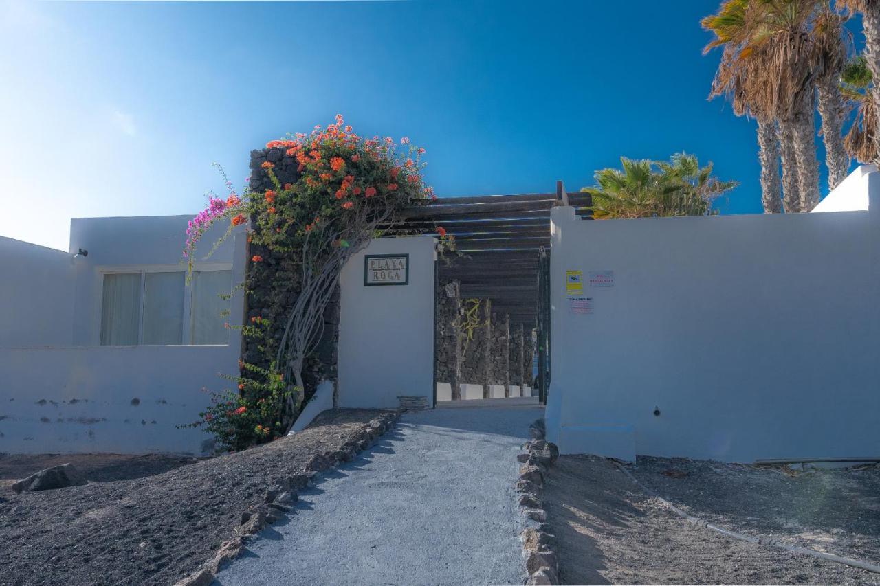 קוסטה טגוויסה Luxury Estudio En Playa Roca A Primera Linea Del Mar מראה חיצוני תמונה
