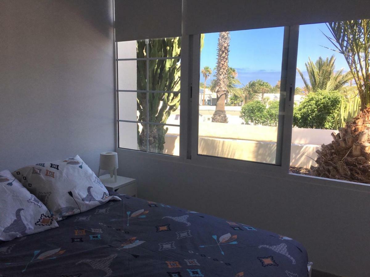 קוסטה טגוויסה Luxury Estudio En Playa Roca A Primera Linea Del Mar מראה חיצוני תמונה