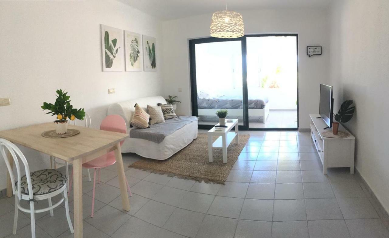 קוסטה טגוויסה Luxury Estudio En Playa Roca A Primera Linea Del Mar מראה חיצוני תמונה