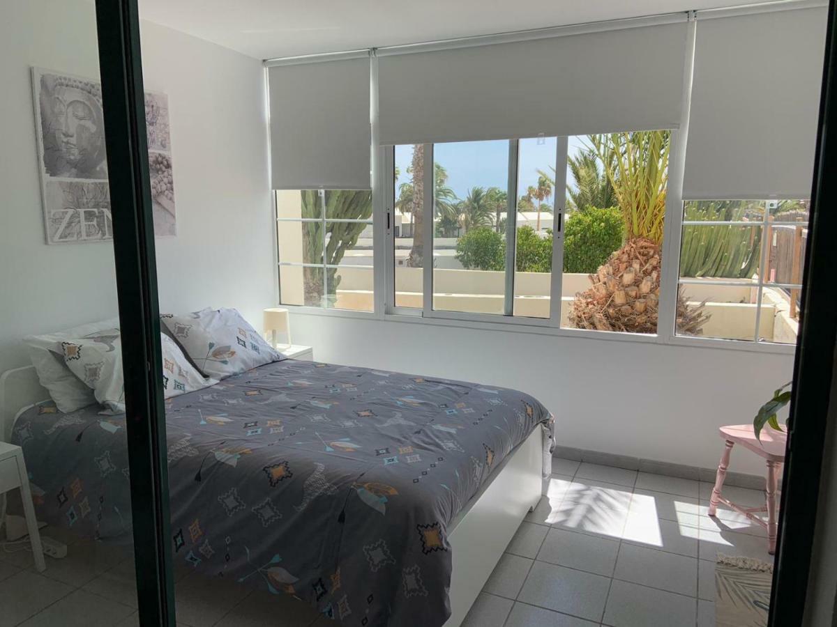קוסטה טגוויסה Luxury Estudio En Playa Roca A Primera Linea Del Mar מראה חיצוני תמונה