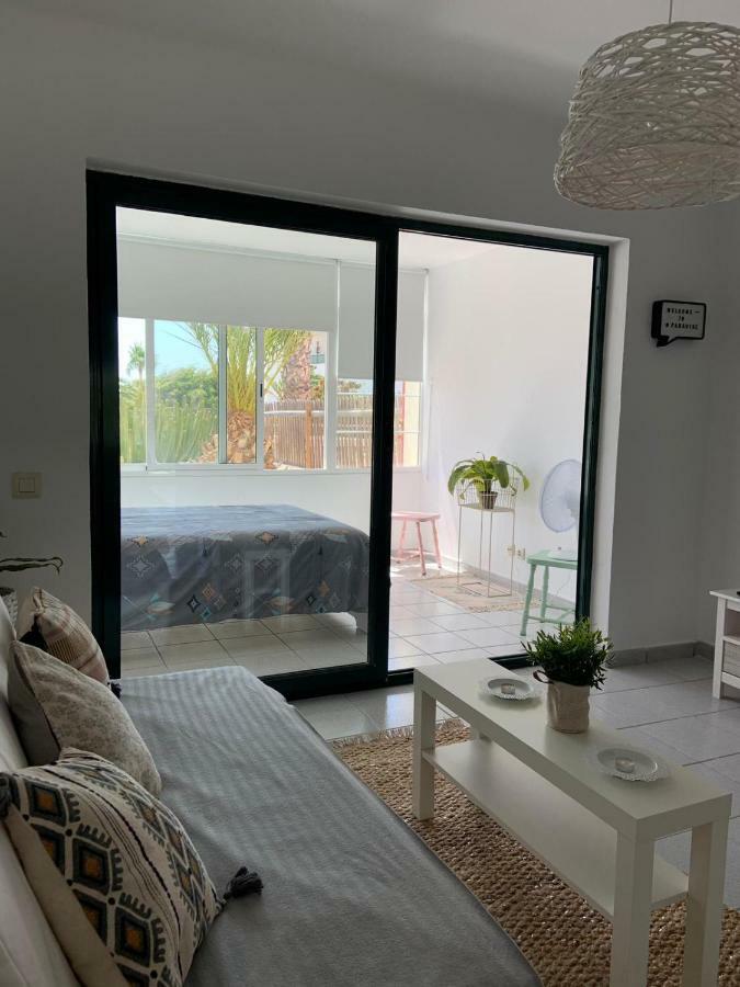 קוסטה טגוויסה Luxury Estudio En Playa Roca A Primera Linea Del Mar מראה חיצוני תמונה