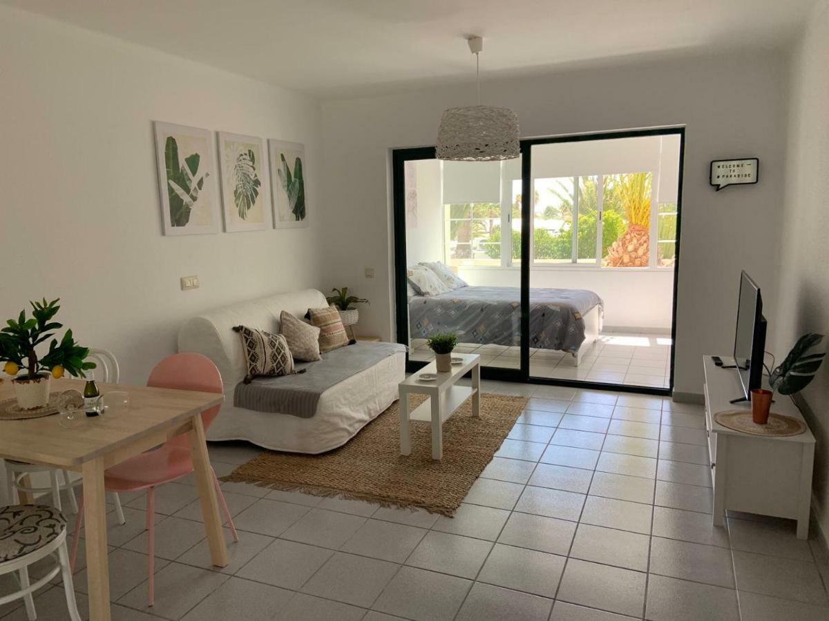 קוסטה טגוויסה Luxury Estudio En Playa Roca A Primera Linea Del Mar מראה חיצוני תמונה